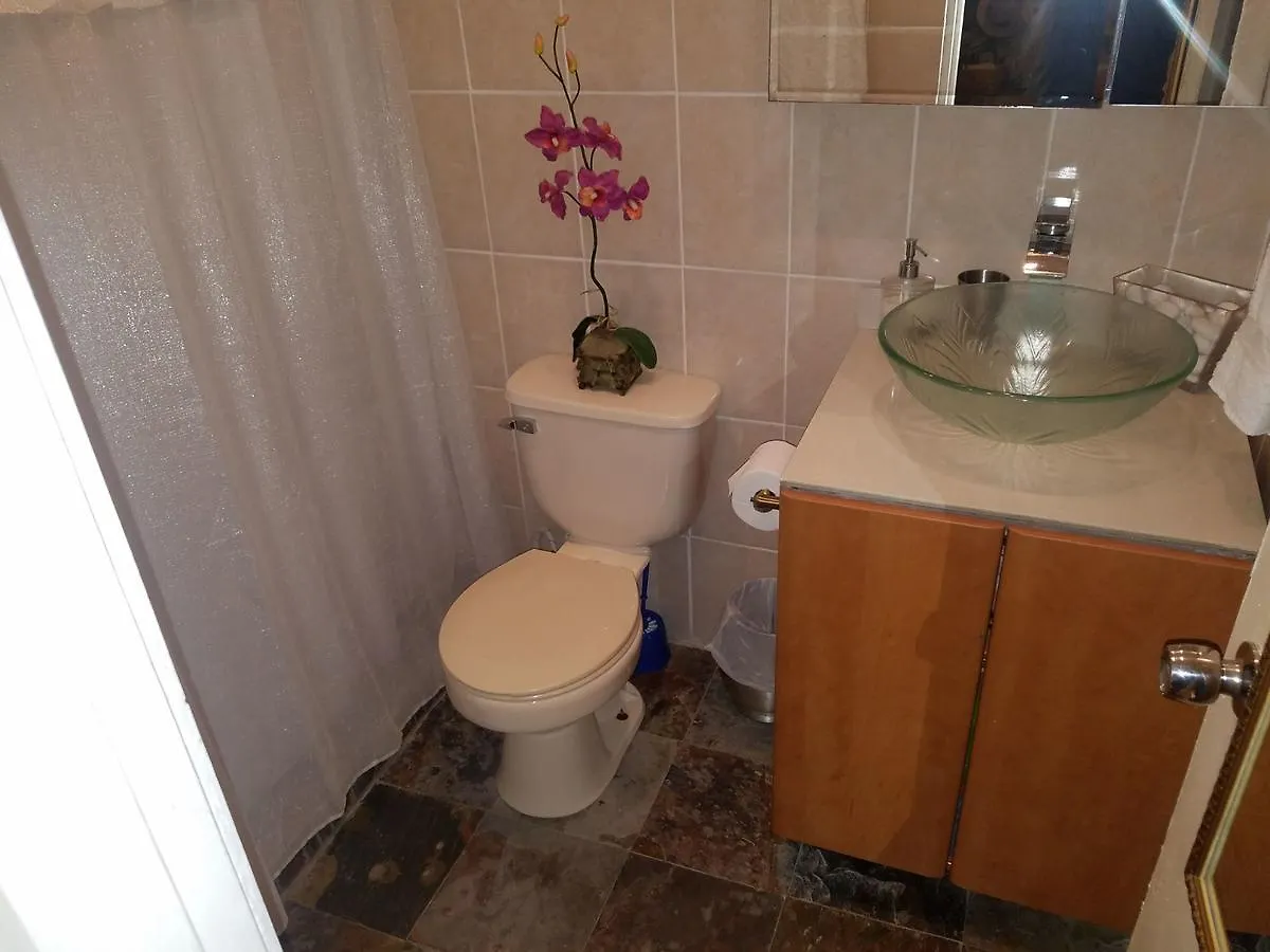 Red Door Apartment San Juan